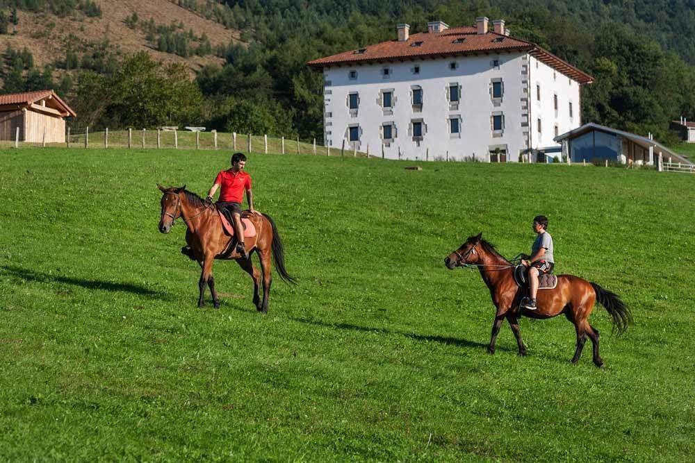 Palacio De Yrisarri By Irrisarri Land Igantzi Luaran gambar