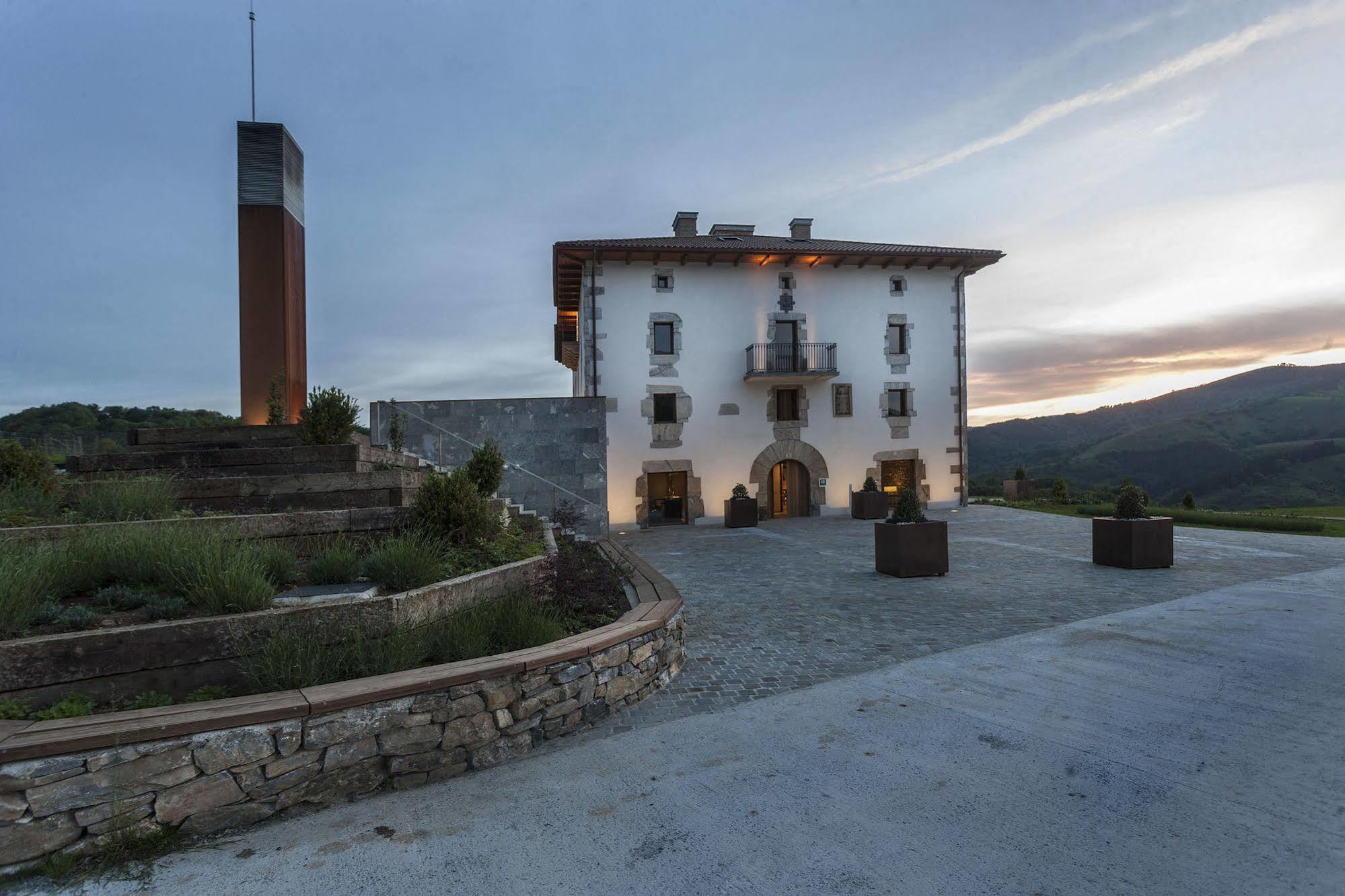 Palacio De Yrisarri By Irrisarri Land Igantzi Luaran gambar
