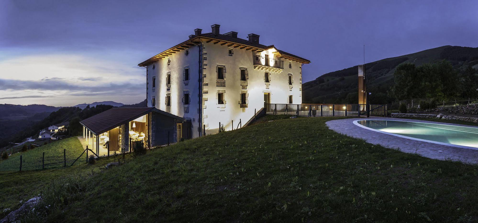 Palacio De Yrisarri By Irrisarri Land Igantzi Luaran gambar