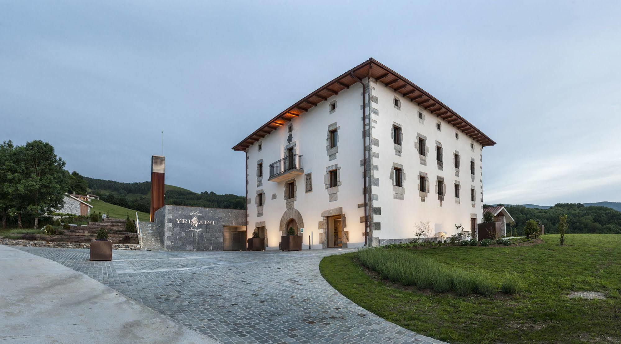 Palacio De Yrisarri By Irrisarri Land Igantzi Luaran gambar